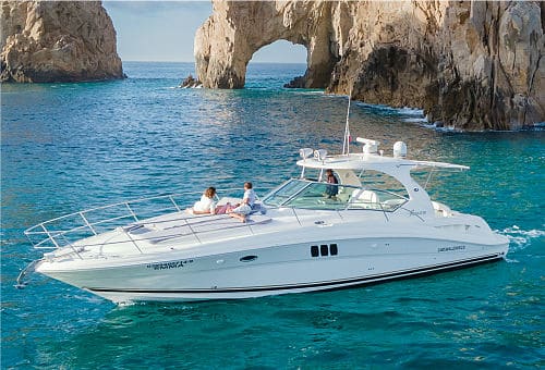 Reserva Yate de Lujo Privado de 45′ en Cabo San Lucas Reserva Yate de Lujo Privado de 45′ en Cabo San Lucas